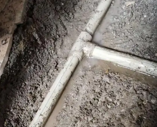 定结漏水维修电话